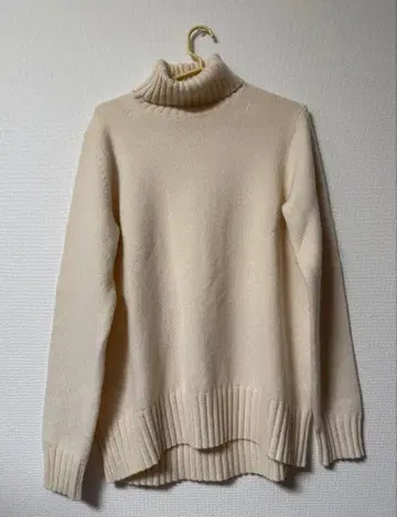 +J 터틀넥 니트 클리닝 완료