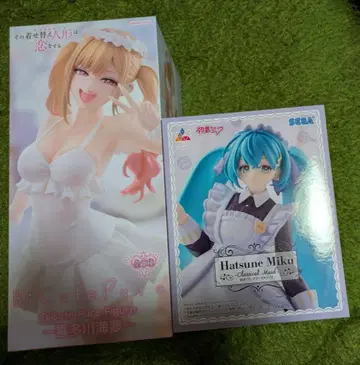 그 비스크 돌은 사랑을 한다 키타가와 마린과 하츠네 미쿠 클래시컬 메이드