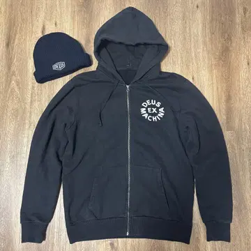 DEUS EX MACHINA 블랙 후드티 M 사이즈 니트 캡 포함