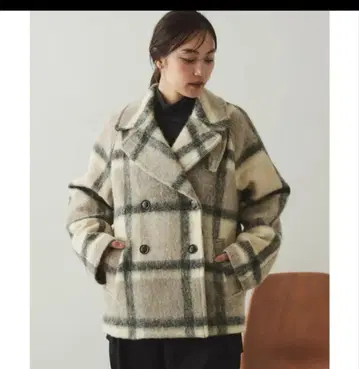 오파크 클립 빅 체크 미들 P 코트 베이지 x 그레이