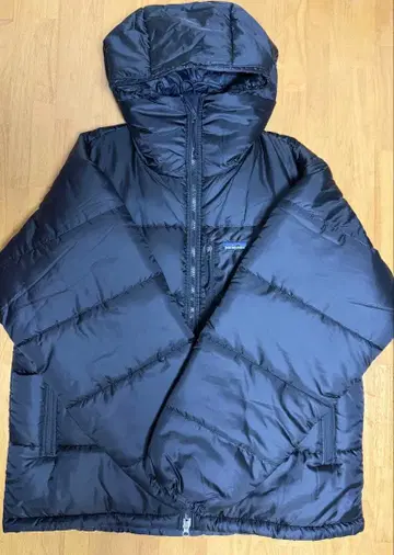 컨디션 최상 파타고니아 2002년 다스파카 블랙 L