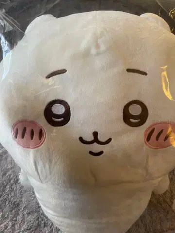 곰과 둥근 봉제 인형 세트