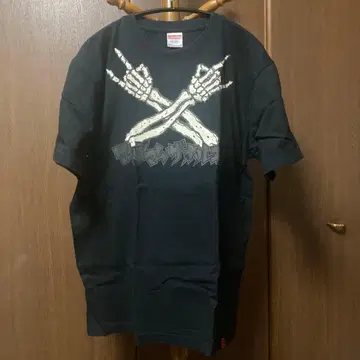 해골 디자인 T셔츠 L 사이즈