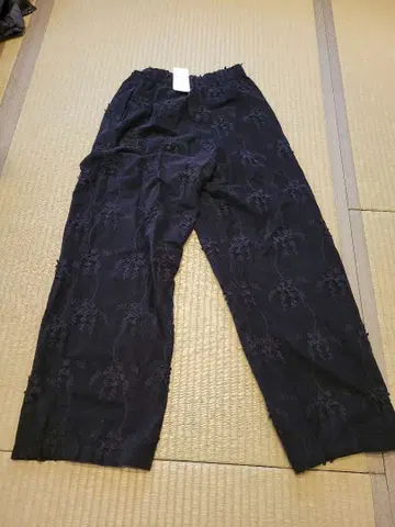 코엔 L 자수 블랙 와이드 팬츠 올 가을/겨울 미사용 새상품