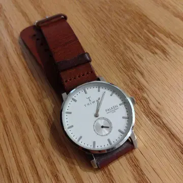 FALKEN 아날로그 손목시계 화이트/브라운