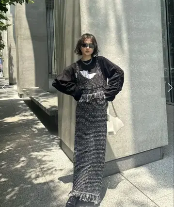 UND 트위드 점퍼 스커트 니트 드레스