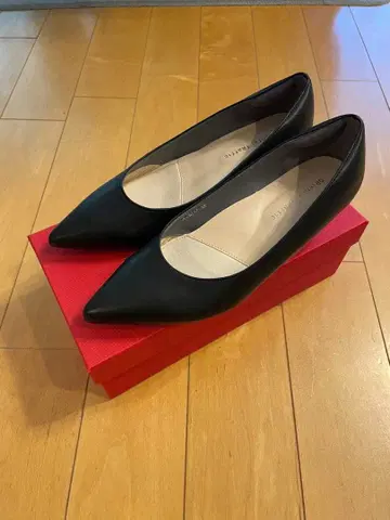 ORiental TRaffic 블랙 스틸레토 펌프스 38