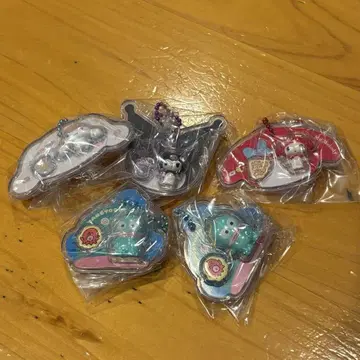 산리오 패키지 참 낱개 판매 가능