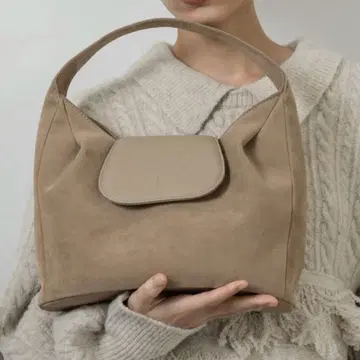 brushed material flap point bag lawgy