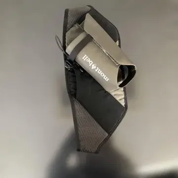 몽벨 바디백 그레이/블랙