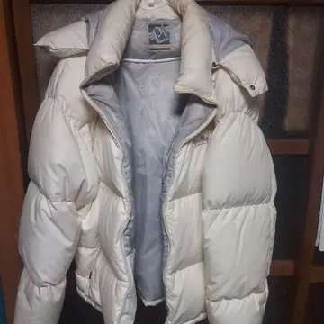 후드 부착 다운 자켓 XL이지만, 빅 사이즈