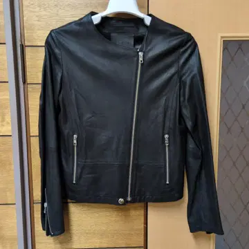 블랙 가죽 자켓