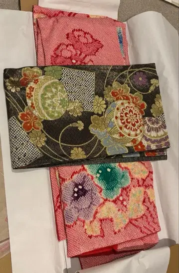 후리소데와 오비 세트 클리닝 완료