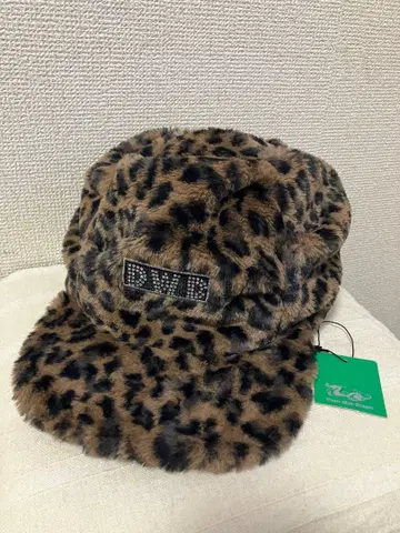 [새상품] 댄스 위드 드래곤 골프 레오파드 무늬 퍼 캡 택 포함