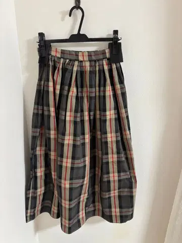 anyFam 빅 체크 타프타 스커트