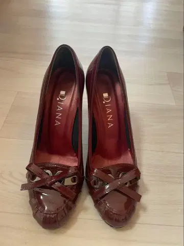 다이애나 와인 레드 하이힐