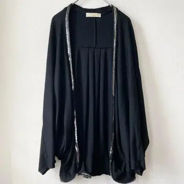 Sarah Jayne ( M ) 돌먼 슬리브 가디건 스팽글 블랙