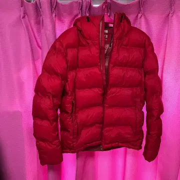 UNIQLO 빨간색 후드 부착 다운 자켓