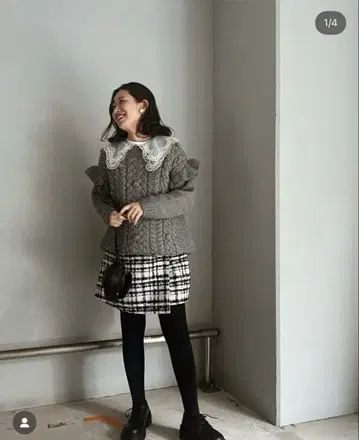 UNMINOU 로우 게이지 프릴 니트 그레이