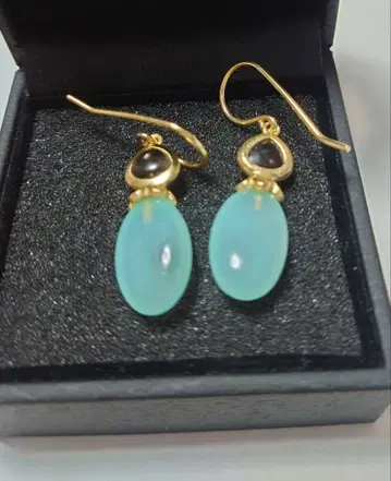 AZUNI London 귀걸이