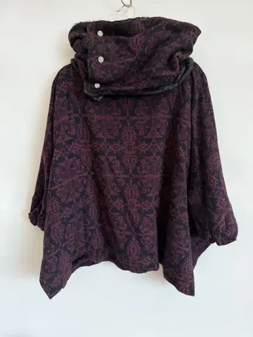 Kitika 풀오버, 넥워머