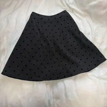 M'S GRACY 도트 무늬 플레어 스커트 36