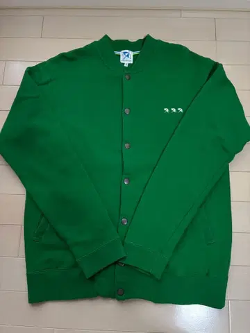 아놀드 파머 버튼 달린 가디건