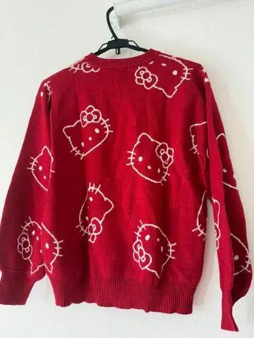아베일 키티 니트 빨간색 스웨터 M~L 사이즈