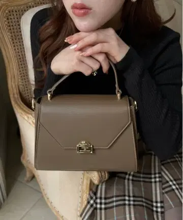 mytwilight PARIS 모티브 사다리꼴 미니백