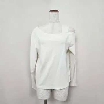 HARE 원숄더 티셔츠 풀오버 아이보리 계열 무지 스트레치