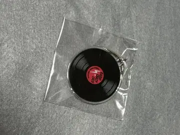 RADIO CRAZY 2025 레이디 가챠 아크릴 키링 레코드