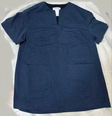 클라시코 자카드 스크럽 상의