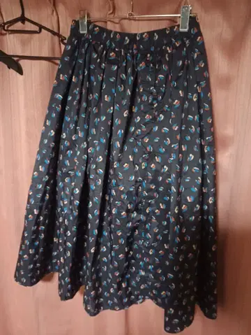 워크맨 여자 fierldcore 나일론 플레어 스커트 네이비 컬러풀