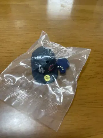 LA 카브스 도쿄 시리즈 캡 키링