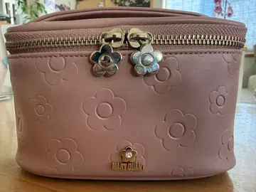 MARY QUANT 꽃무늬 엠보싱 파우치