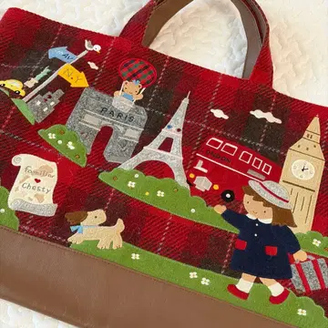 새상품급 파밀리아 체스티 콜라보 레슨 백