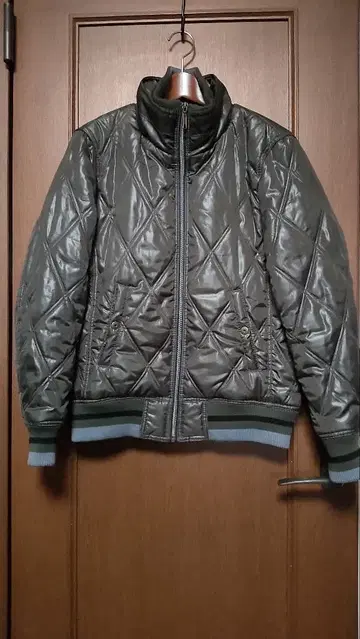 그린 다이아몬드 퀼팅 자켓 M