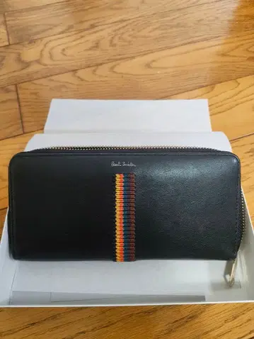Paul Smith 블랙 장지갑 스트라이프