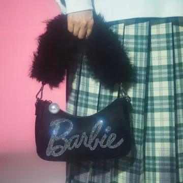 Barbie TM fluffy Handle Bag 바비 백 파메오