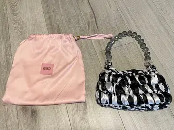 Suryo / HOT-N-FYN SHOULDER BAG