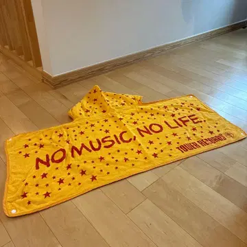 TOWER RECORDS 후드 부착 타월