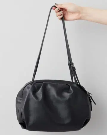 ear PAPILLONNER 콜론 보스턴 백 블랙