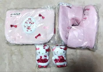 헬로키티 당첨 복권 룸슈즈와 마스코트 세트