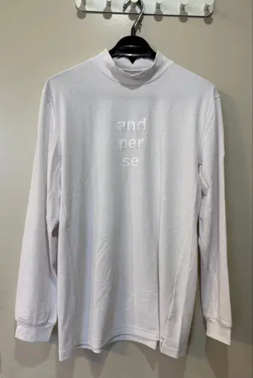 하이넥 긴팔 셔츠 화이트