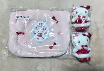 헬로키티 행운 복권 봉제 인형과 파우치 세트