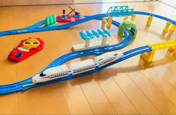 프라레일 레이아웃 차량 포함