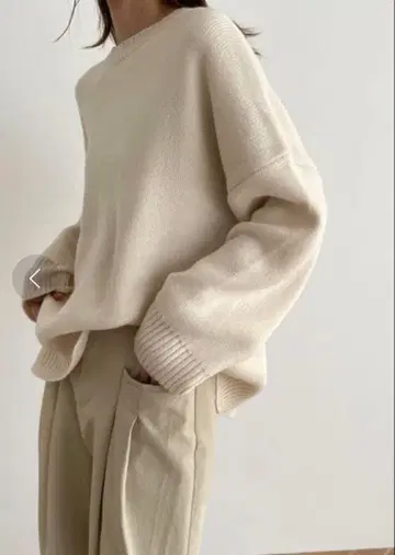 엘마르 슬릿 크루넥 니트