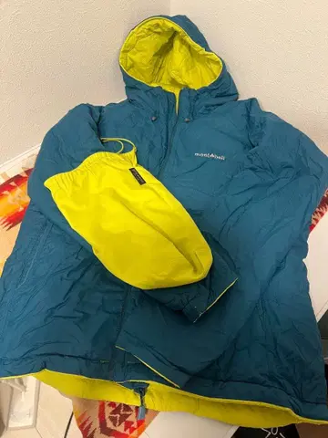 새상품급 montbell 써멀 랜드 파카 Women's L 파랑/노랑
