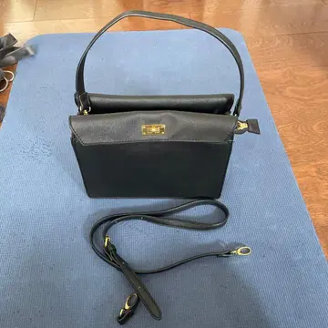 BEAUTY&YOUTH 블랙 숄더백