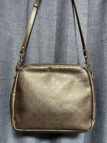 [레어] russet 러셋 2way 숄더백 엠보 가죽 천연 가죽